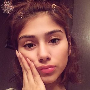 Meet your Posher, Kenia